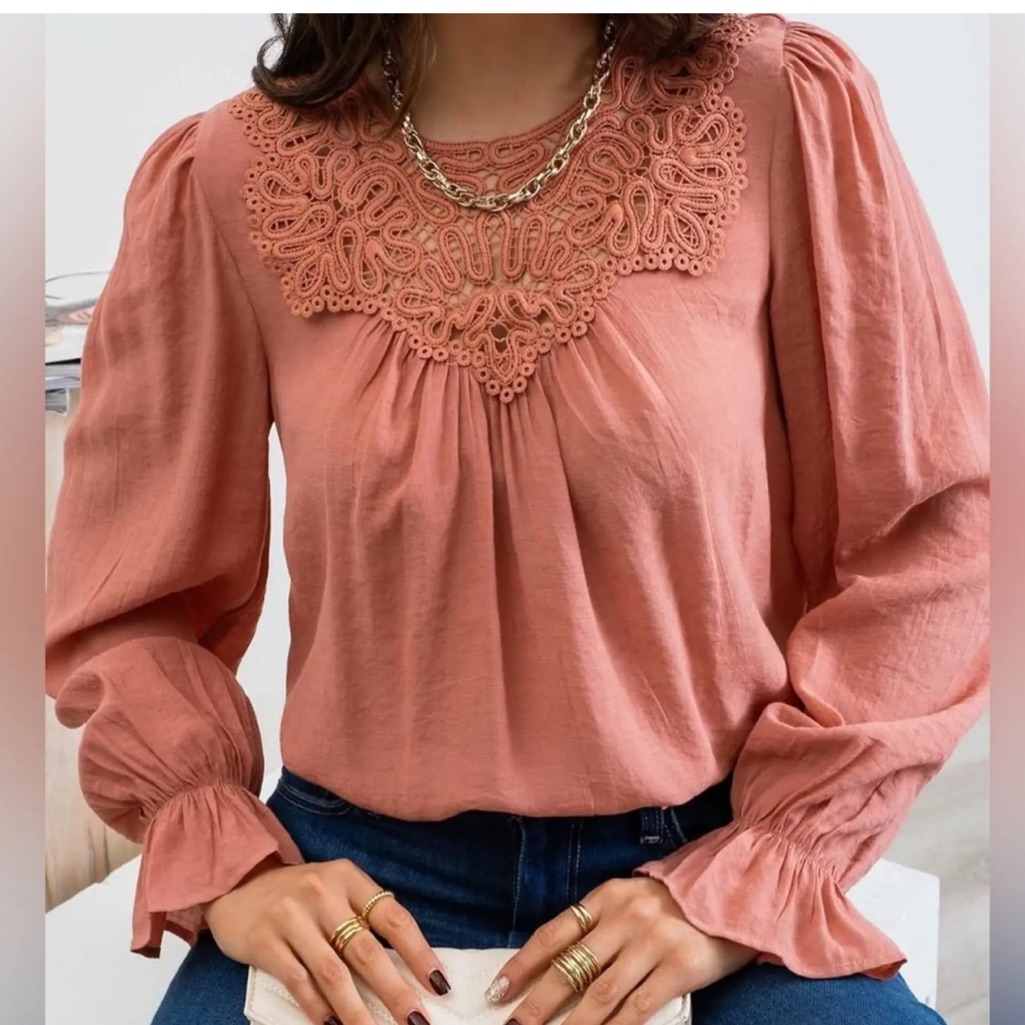 Nwt Blu Pepper Dusty Rose Crochet Lace Accent Blouse S